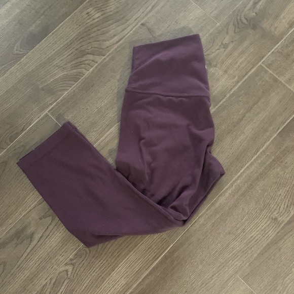 ❌sold❌ lululemon legging align crop 21’’ size 6 - Picture 2 of 2